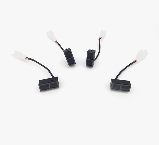 ������˷�ģ���ǳ�����������ӿ���Ϊ��������ͨ����������⡢����ʶ���Ӧ���ṩ����������Ƶ�ź���ʰ���Ƕȷ�Ϊȫ��͵�������������źŷ�Ϊģ�������������